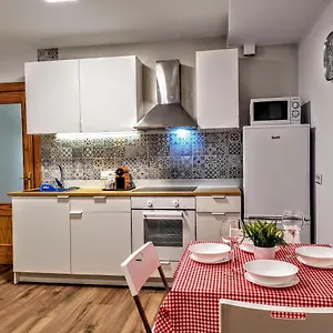 Fabuloso Apto 1 Para 1-4 Personas Terraza Wi-fi Parking A Estrenar Apartamento